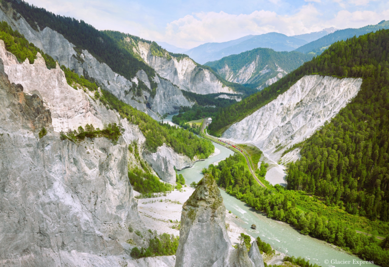 Glacier_Express_Rheinschlucht